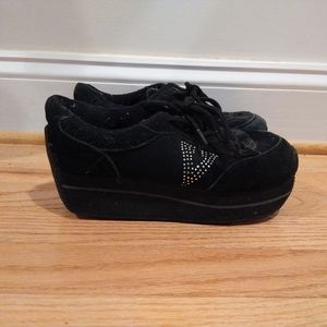 Volatile Platform Sneakers, black, size 8.5